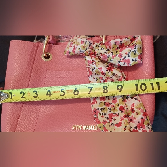 Steve Madden "Rasberry BKARTA" Handbag - Picture 15 of 16